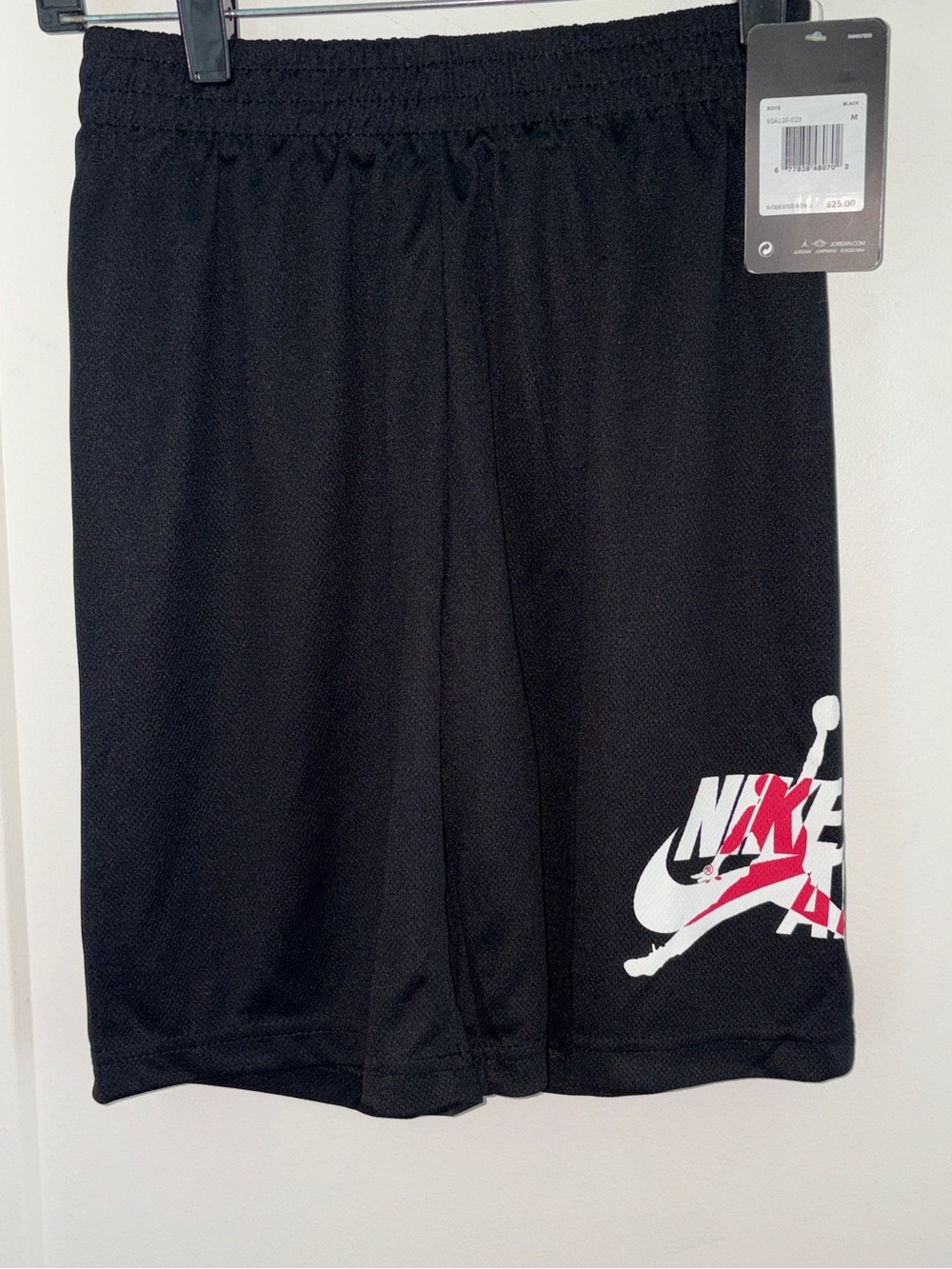 NWT Jordan Nike Air Jordan basketball shorts boy's M 10-12 yrs